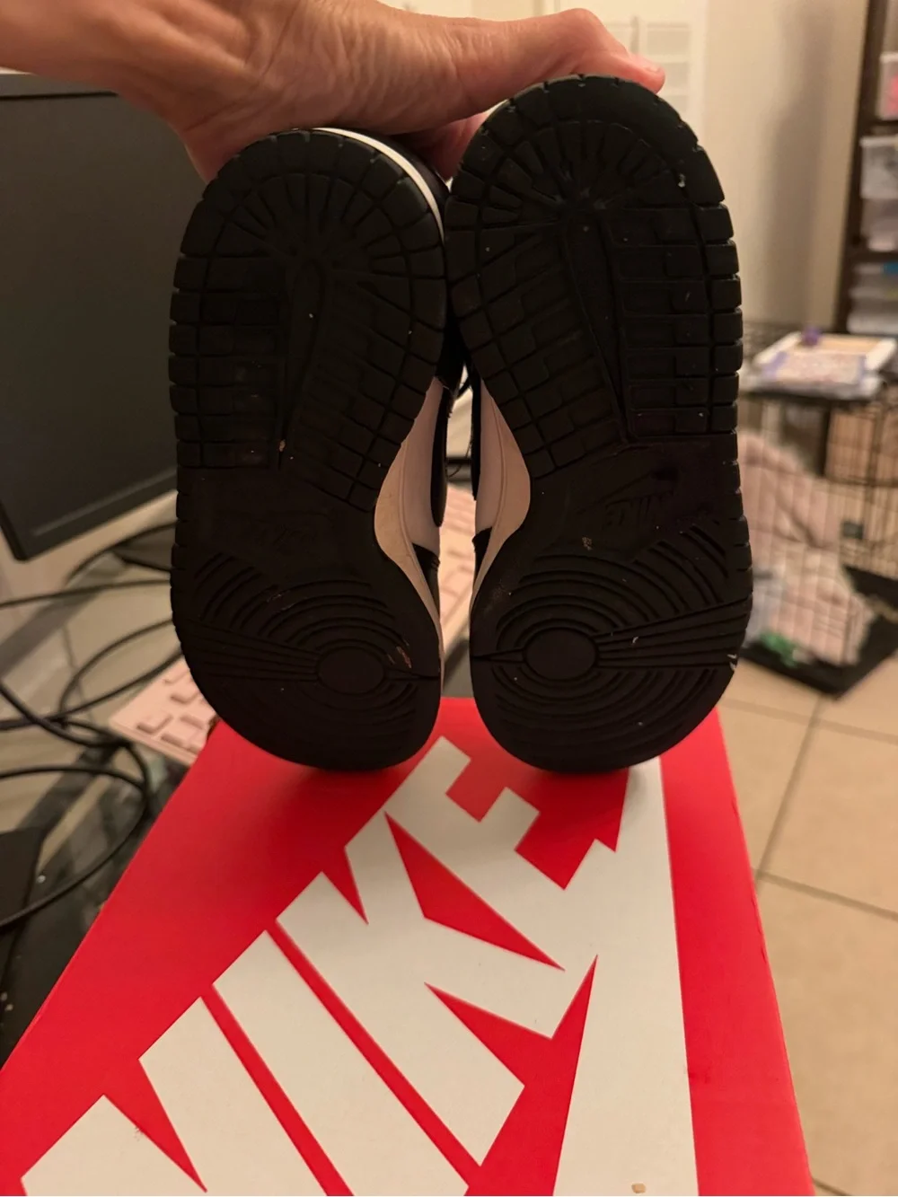 Nike Men’s Black and White Low-Top Sneakers — Classic Contrast